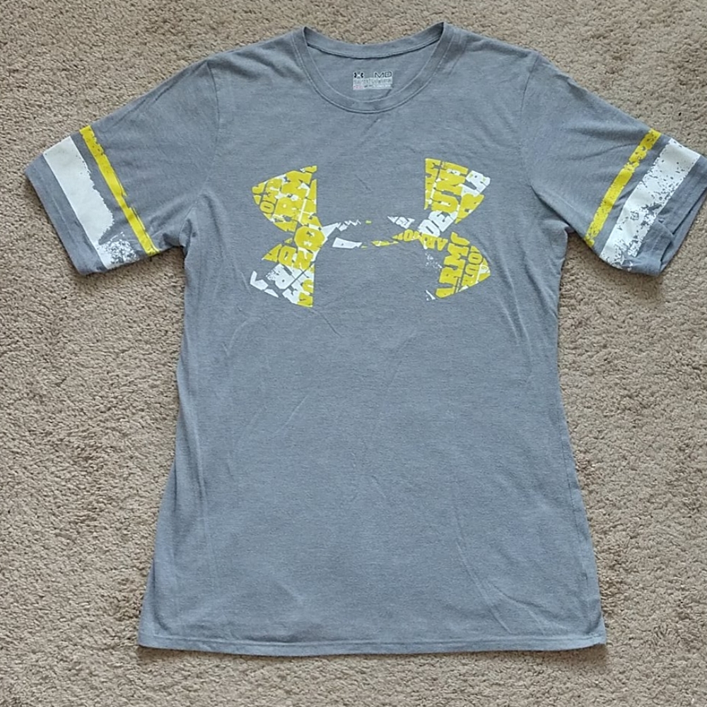 Under Armour t -shirt